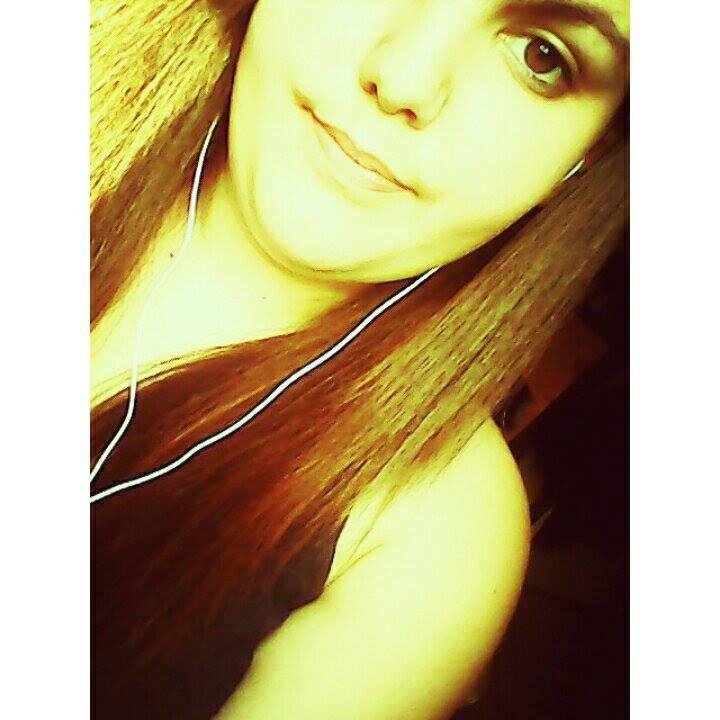 _O2LBabe_'s profile picture. Aye Thoe . Lol Im Brooklyn . Girl Who Has A Passion For Music n I Like Hanging With My Friends . Stay Cool & Be Beyond Beautiful cx