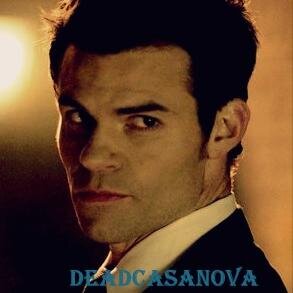 Do not underestimate the allure of darkness, even the purest of hearts are drawn to it. @VivaciousLover has captured every fibre of my being [RP.MC]