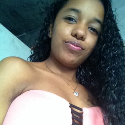Aprendi que não posso exigir o amor de ninguém...
Posso apenas dar boas razões para que gostem de mim...
E ter paciência para que a vida faça o resto...♥