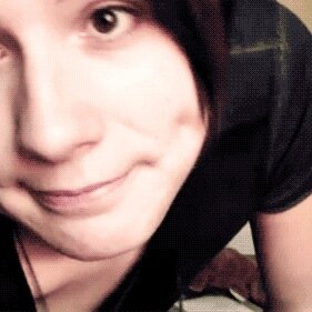 Free follow from @falltimero follow me in there please i follow back^.^