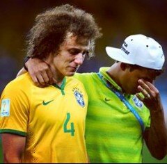 O cara com cabelo de miojo ♥