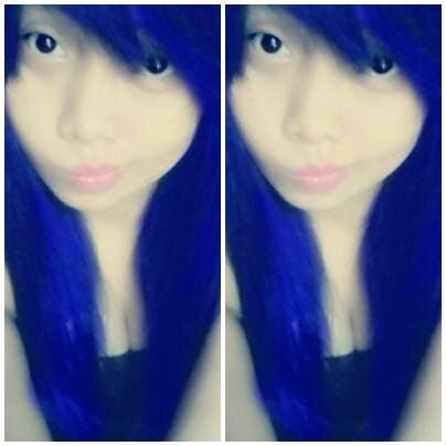 kata orang aku itu baik, ca'em, lucu, manis, imut, romantis, humoris, and kece :-D