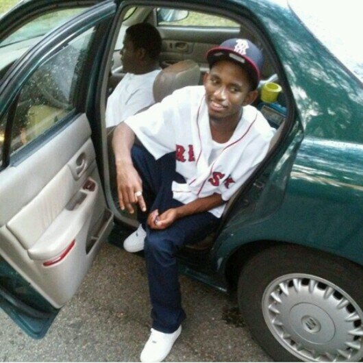BranBran...Paper Longer Then Plenty Niggas!!!