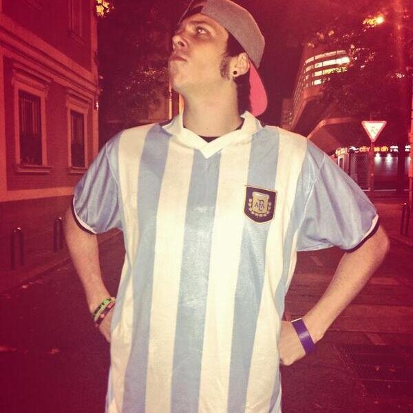 Daniela♚ I fulfilled my dream when the counter get to 00:00:00.{BELIEVEtour in argentina | 10/10/13 |.