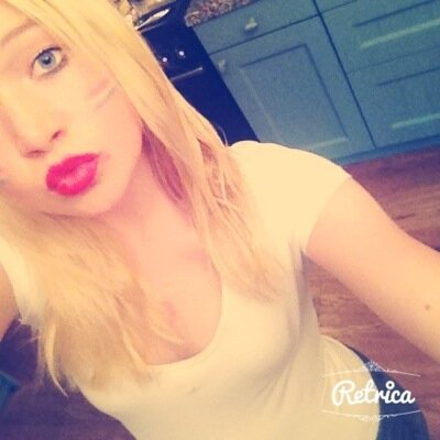 noordik vriezenveen kt 11 / voetbal for my lifee svv'56  /     my best siss shanna x / love all my friends x