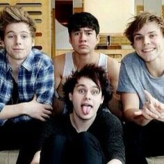 I will retweet your spam if you follow me. 
Main account is @halum_hood_21
0/4 0/5