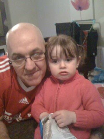 Father of 5 grandad of 5 married 25 years this year and luv me family. support LFC