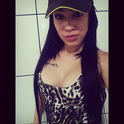 Brasília,21 anos, Direito.