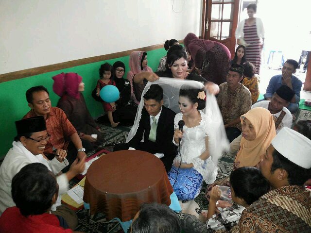 Buat apa cari Ɣª♌ğ SEMPURNA kalo Ɣª♌ğ SEDERHANA aja udah bikin bahagia (y)