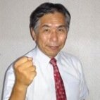日本共産党清水町議会議員（6期目)です。趣味はオートバイです。出身は香川県観音寺市。家族は妻、長男・長女（ともに大学生）、次女（高校生）です。スポーツは学生時代から続けている水泳をはじめとして大好きです。陸上競技の選手である娘たちに負けないように努力しています。※基本的に返コメはしません。