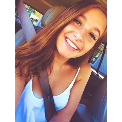 free follow :) go follow @sophicianciulli bc shes cute nd funny