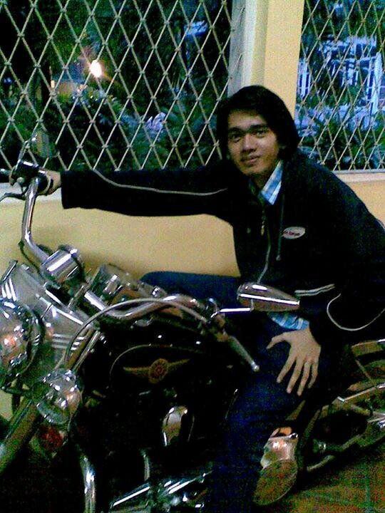Jangan bicara ttg mengalahkan dunia, klo km sndiri blm mampu mngalahkan nafsu & angan2 kosongmu...