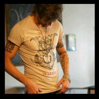 Boooos21's profile picture. 