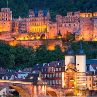 juliecifuentes's profile picture. 