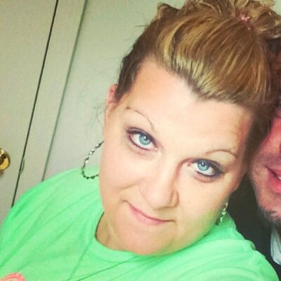 giffordkelly73's profile picture. 