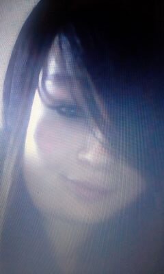 hay :) follow me ill follow back :) direct msg for shout outs :)
