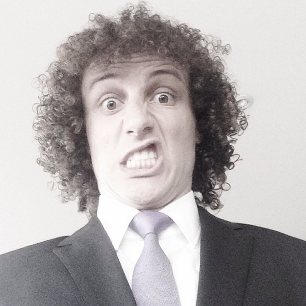 FC_AlwaysGeezer's profile picture. Quando disseram que os príncipes encantados não existiam na vida real, com certeza não conheciam o @DavidLuiz_4 ❤