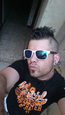 dj parela dj amateur.....extremeño de ♥...vive y deja vivir.....KE NO PARE LA MUSIC BY DJ PARELA