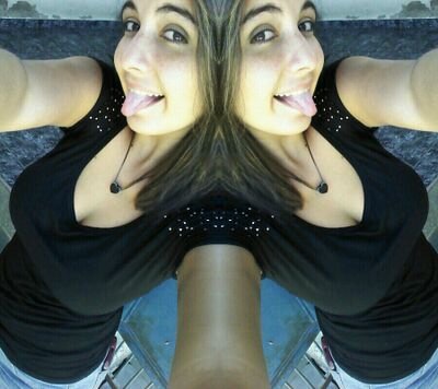 1.5 Brazilian Girl
Belieber & Smiler :)