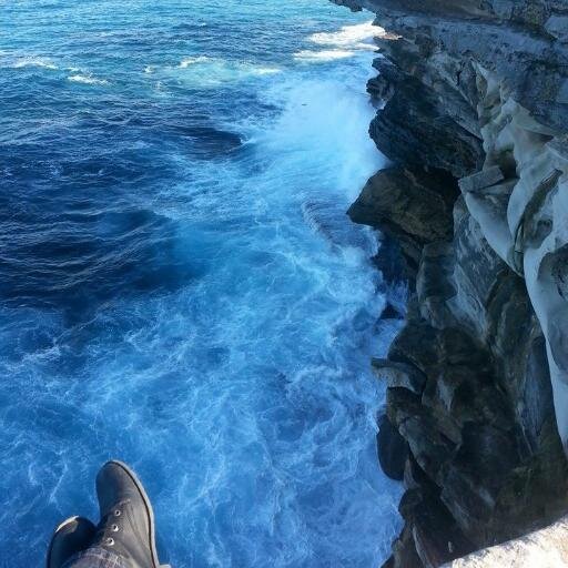 vvvelvettt's profile picture. 