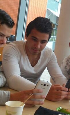 RubennES's profile picture. Official twitter [Rubén Bustamante] ©