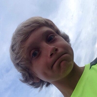 Im 12 follow i follow back your already here so why not follow