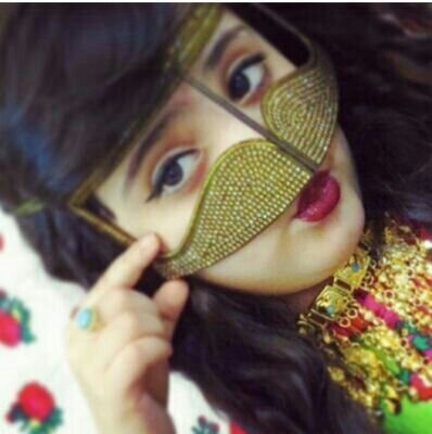 ‏‏سيحضنني قبري ، سيصمت قلبي ، سيختفي صوتي ، ستزول ضحكتي ، ف سامحوني.  الخاص ممنوع