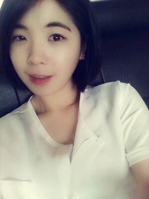 jin921024's profile picture. 