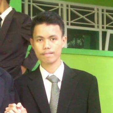 IanRizky96's profile picture. 