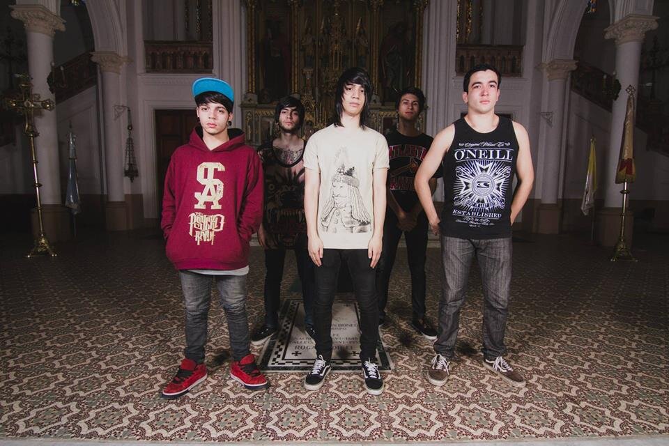 Amelia, banda conformada por @war_between_us @milxinviernos @IanAlvarezCTT @JuanMendozaRold @Solodoscuerdas. Desde Santa Fé capital. Estilo Metalcore/Deathcore