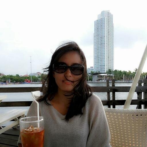 I am Indah Akbar's Mom II Happy Mom II Blood Type AB II 35 Years Old II Merried II I am a proud Indonesian II Have Principles and Unpredictable am I