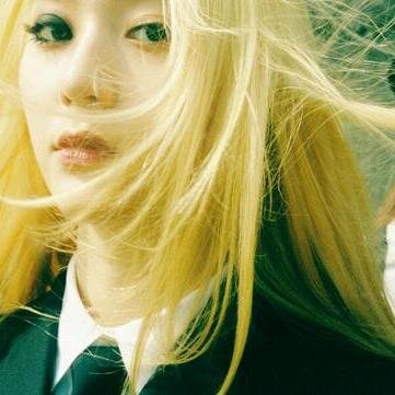 dandangkrystal's profile picture. No need to follow this account. Instead, follow @richardyeol ✖ THANK YOU!