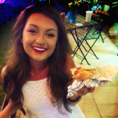 vicsventures_'s profile picture. Just a girl sharing her love of local business and good food ❤️