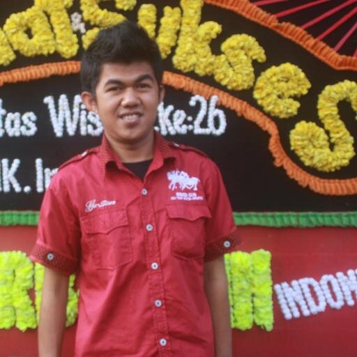 akun @HusnulFkri kembali aktif :D unfollow saja akun ini :D