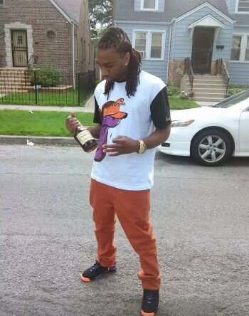 Code name: OOTN
1⃣2⃣6⃣A〽⛽
Momma said shoot for the moon if I miss I'm bound to hit a couple stars!!!
InstaG - 126_chrisg