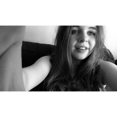 Hi im Charlotte, and I'm broken
