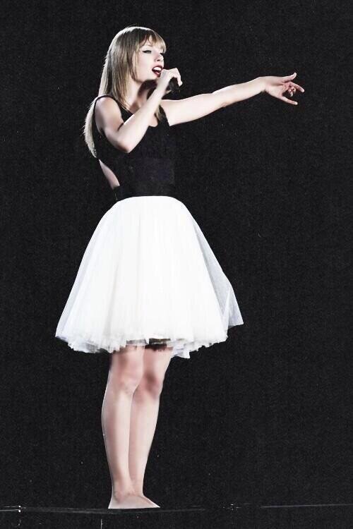 TAYLOR SWIFT! SWIFTIES! LOVE SOMUCH!
