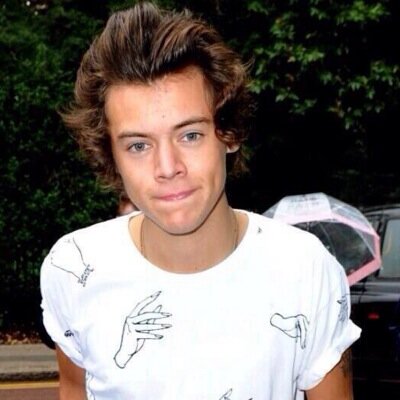 FOLLOW @swagzarry !!!! :)
