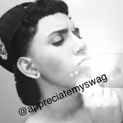 My Back Up Account. instagram - @appreciatemyswag , main twitter - @ThatLatino973. Future Actor , model & bodybuilder .