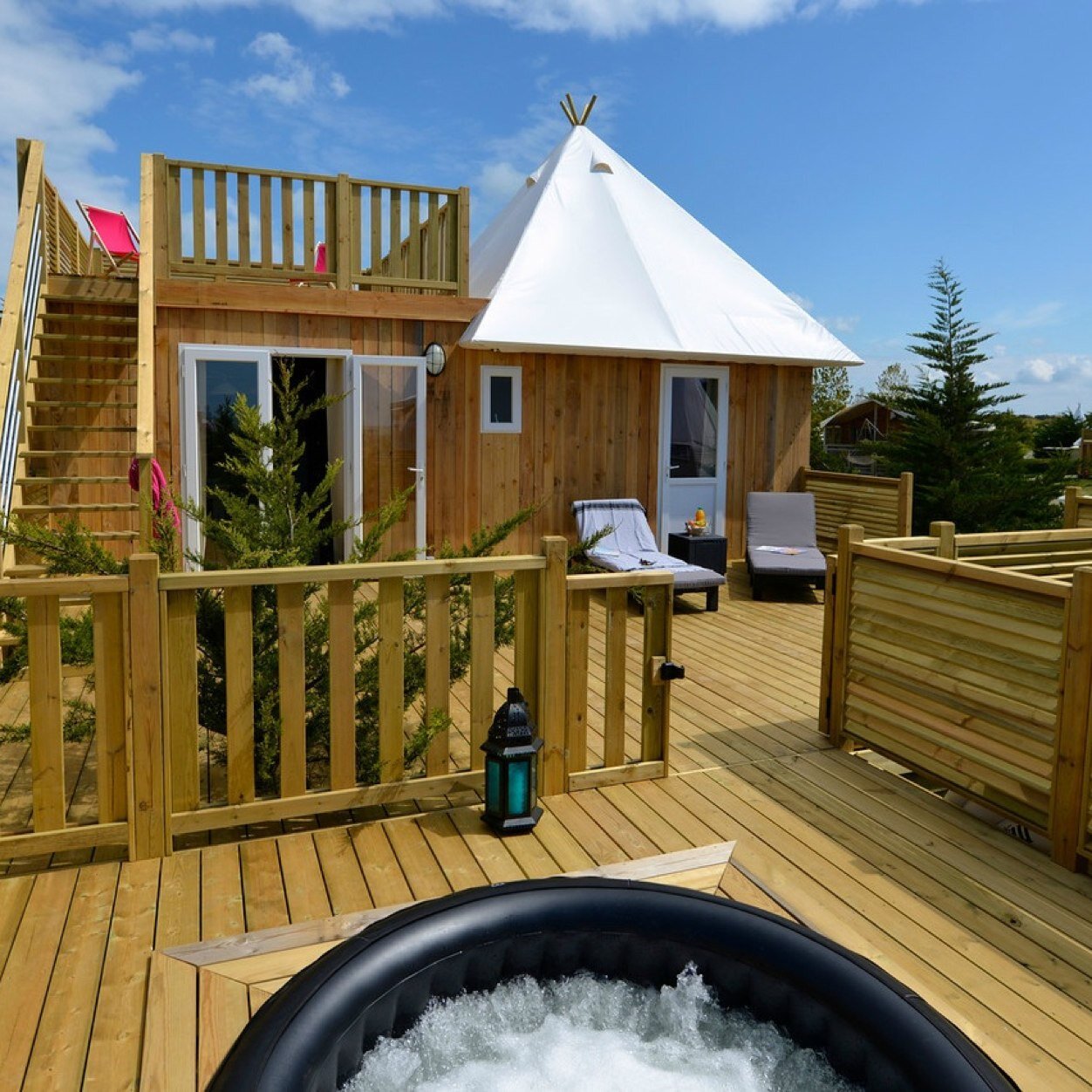 LuxuryGlamping's profile picture. Authentic Glamping