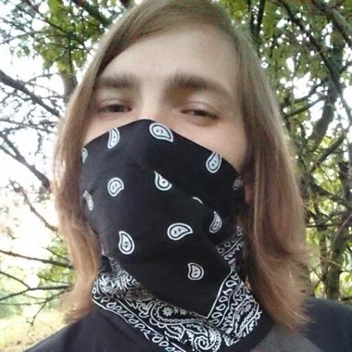 DegorianDimitri's profile picture. playing, drawing, painting and taking photos