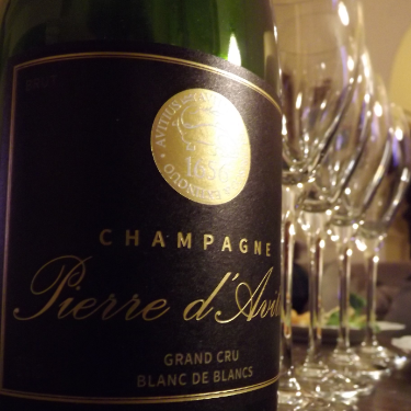 ChampagneAvitia's profile picture. Renaissance d'une histoire familiale de vignerons de Champagne // Rebirth of a family history of Champagne winemakers//#Champagne #CoteDesBlancs//1656