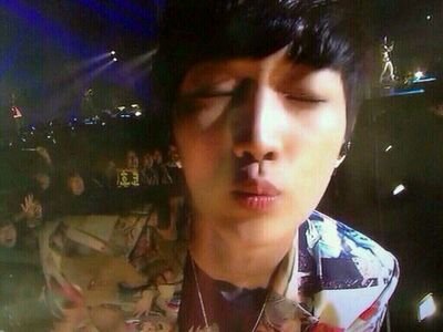 EXO / B1A4 / INFINITE / 00line / リプ返信遅いです.... / B1A4多 / EXO垢作りました♪@HjJ1118