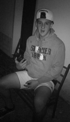 Patchonks's profile picture. otario tu es um chupa pilas a tua chavala è carocha ela so chupa dealr`s