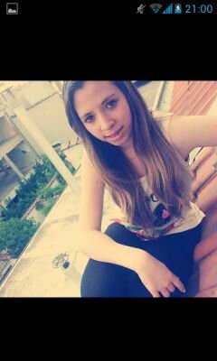 Snapchat: inees-200           Instagram: ines zmcs          Follow me, i follow back. :*