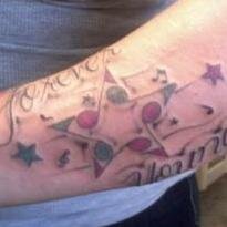 like Friends and good characterツ Love Tattoos
#TeamFollowBack 100 % !!! ;)