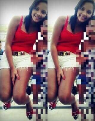 Elα é perfeitα, mαs tem inúmeros defeitos.
Elα fαlα αlto, gritα, dá gαrgαlhαdαs, mas se fαz de tímidα.
Elα é sαntα, mαs sabe provocαr ★