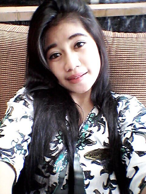 feronika_hany's profile picture. Wahyu hany ,