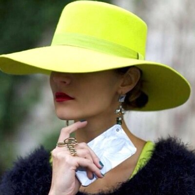 I am a fashion blogger.... I love fashion. If u have any fashion syle or piece u want me to post # or @ fashcatoure on twitter,instagram & printrest