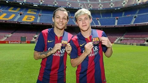 Hiii♡ 《I AM DIRECTIONER》

|Ermua|EuskalHerria|  My instagram:hajar_045